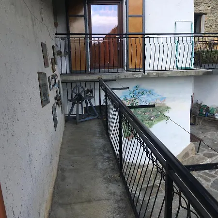 Villa Casa Miki Roure Turin Exterior foto
